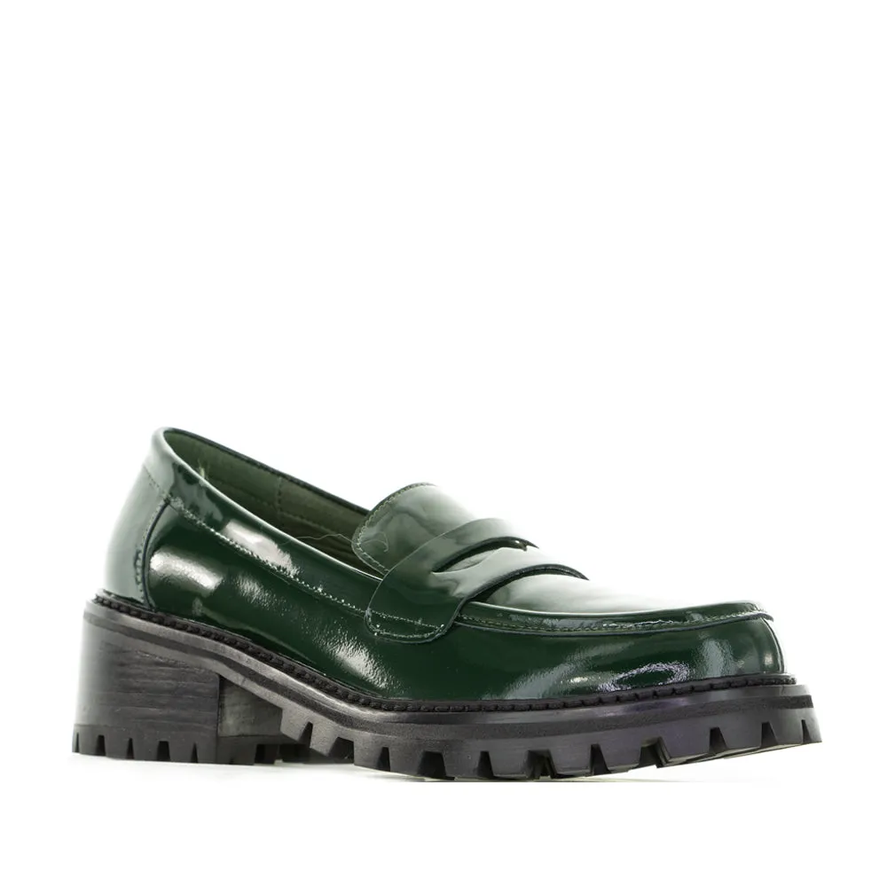 casual - style comfort - level LE SANSA ZOEY BOTTLE GREEN/PATENT