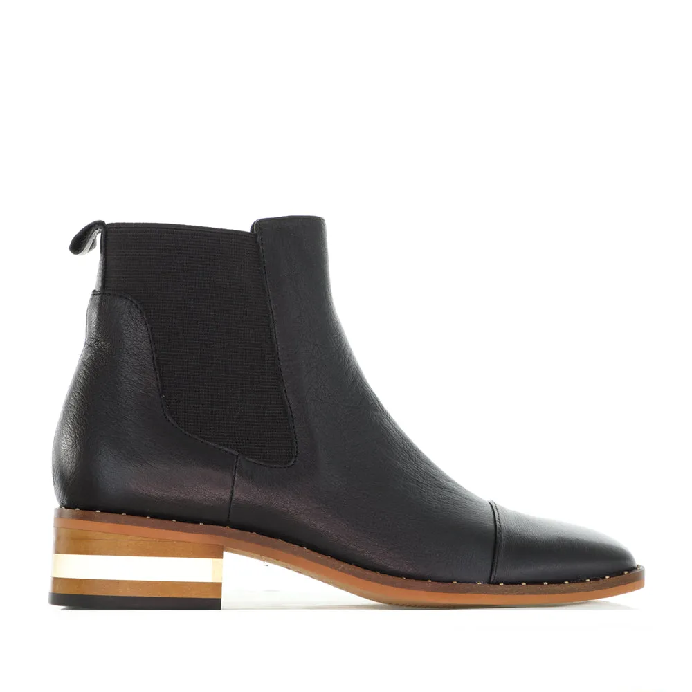 Comfortable Boots Adventure Gear DJANGO & JULIETTE FORDA BLACK