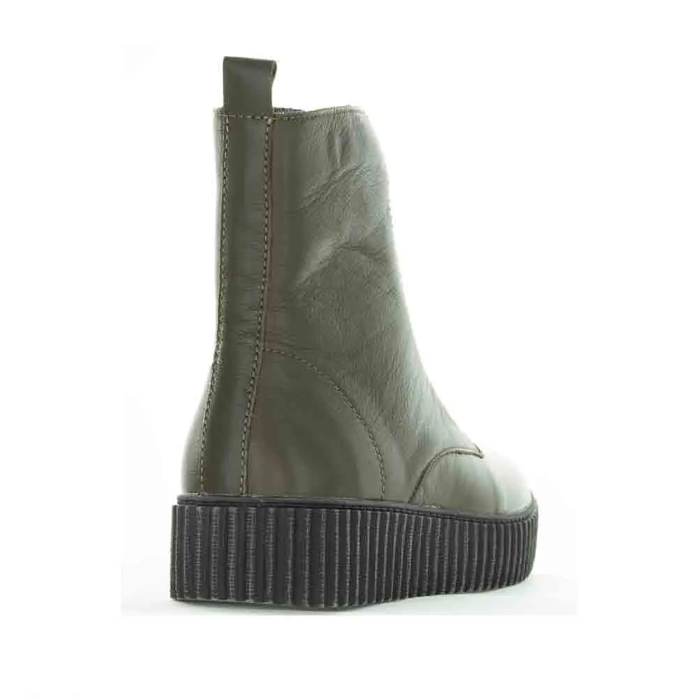 Stage Glow ALFIE & EVIE DATE KHAKI