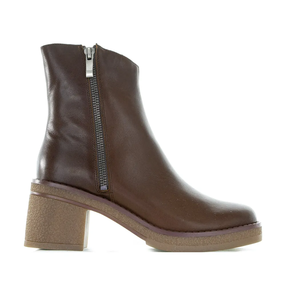 BRESLEY DIZZY CASTAGNA Crisp Finish Protective Footwear
