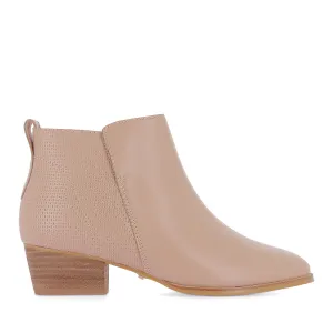 CHARLESTON - WARM SAND LEATHER Flattering wear