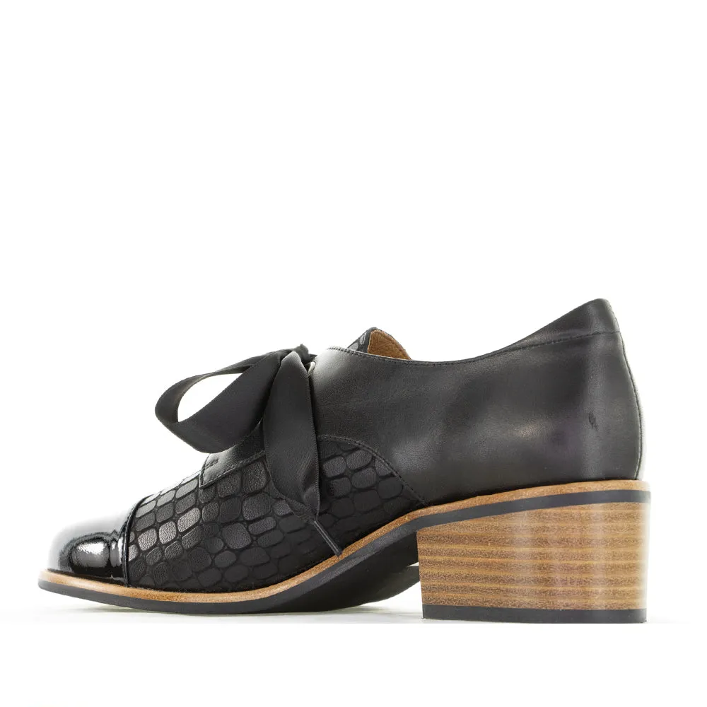 BRESLEY SLY BLACK MIX Textured No-Slip Grip