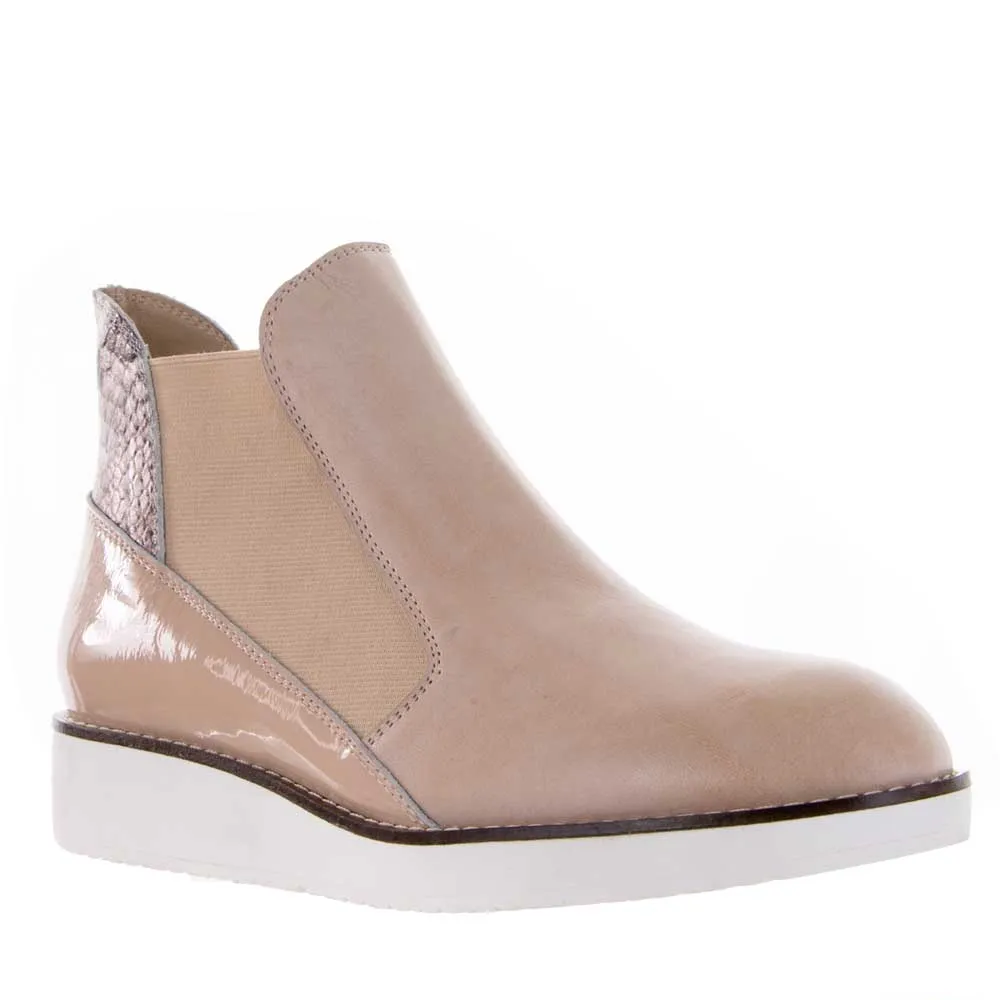 Crisp Finish City Travel LE SANSA RALLY BLUSH ROSEGOLD