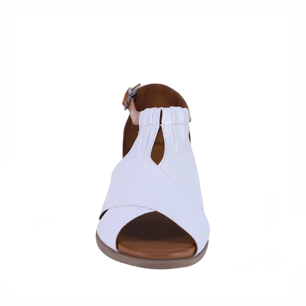 LE SANSA DIGBY WHITE TAN Effortless Walk