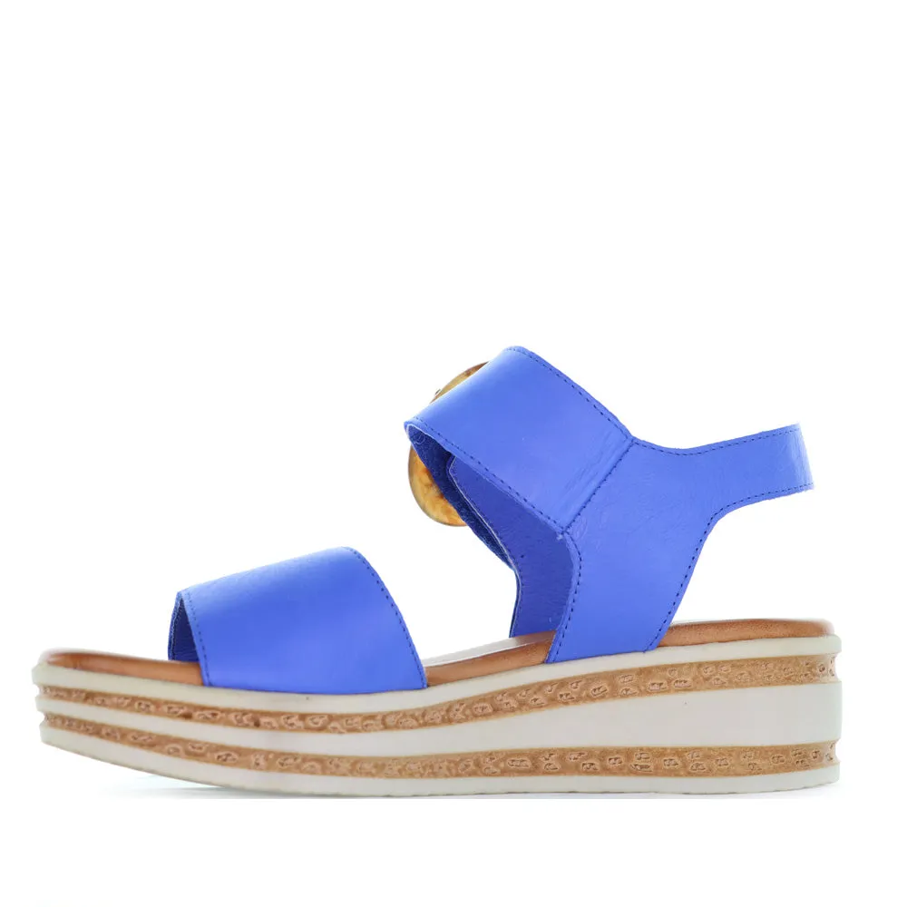 Cruise Wear Neutral Look LE SANSA GUARD ROYAL BLUE