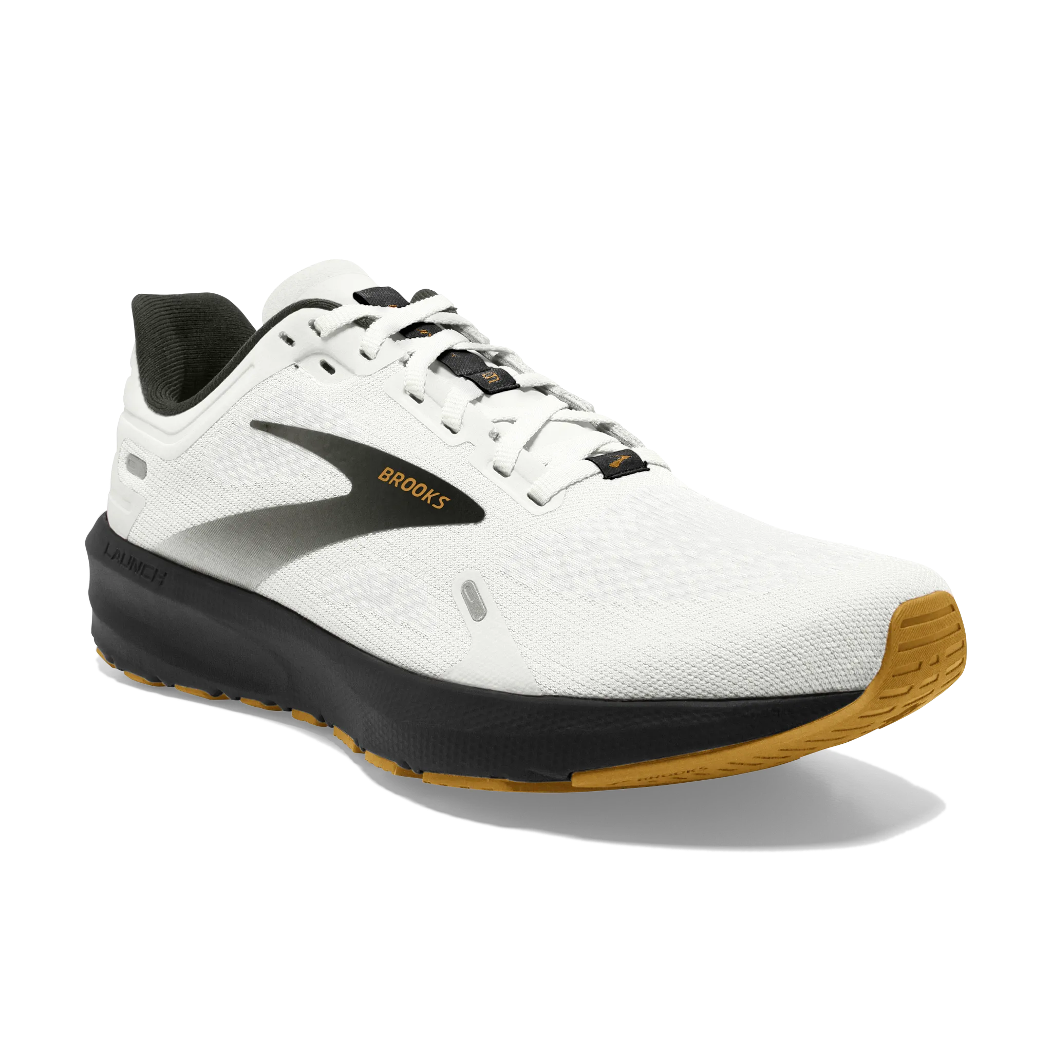Men's Launch 9 running on a clay track shoes