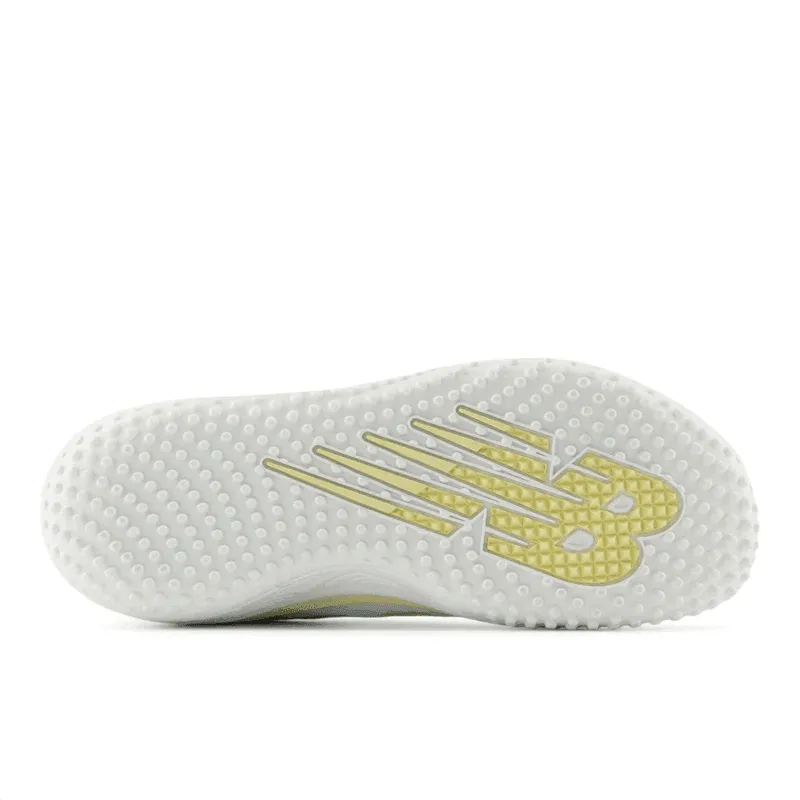 New Balance Women's Fresh Foam x Velo v4 Turf-Trainer Softball Shoes - White/Gold STVELOC4 Urban Style