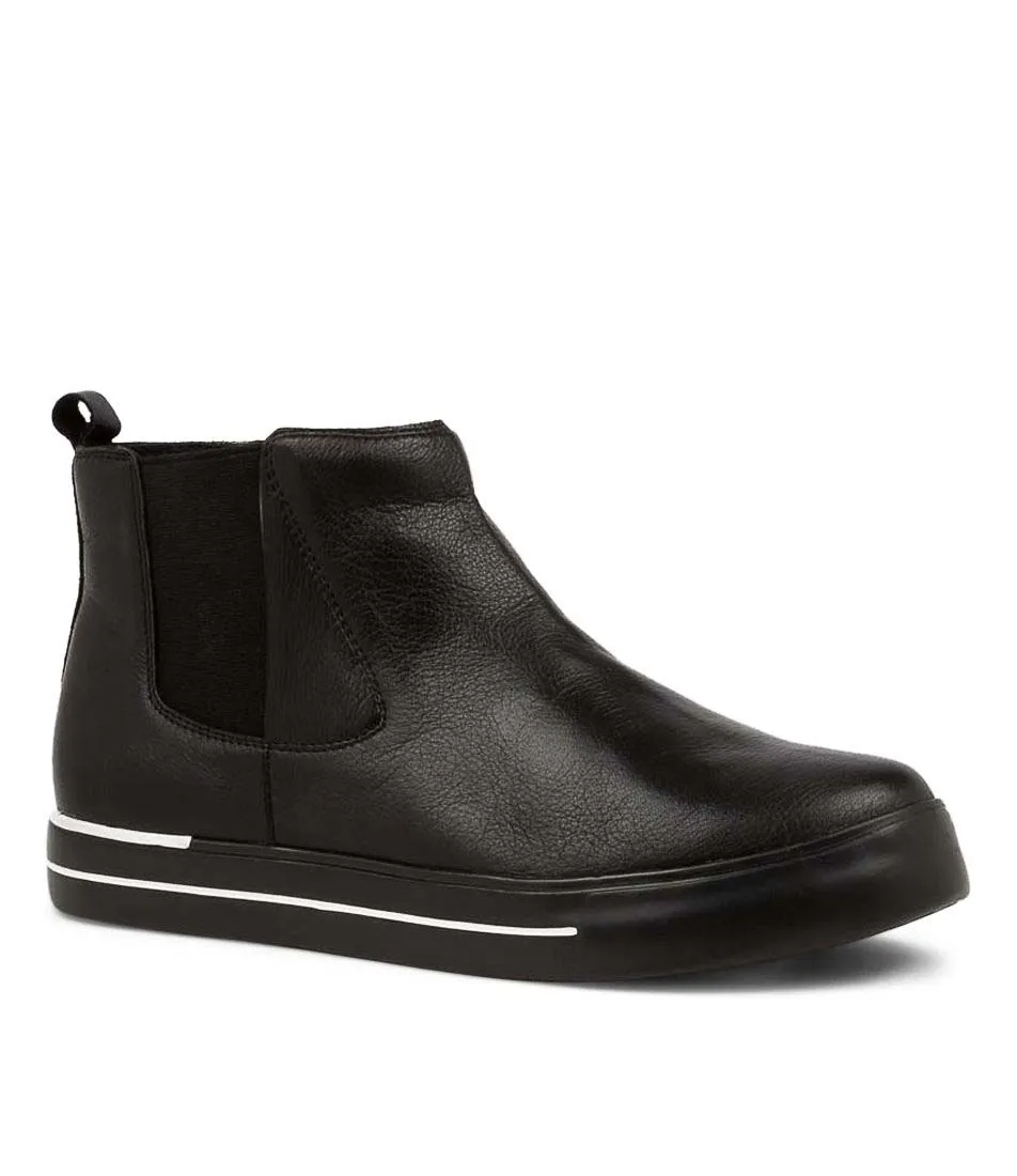 ZIERA ARIANAH BLACK Adventurous Spirit Weather Proof