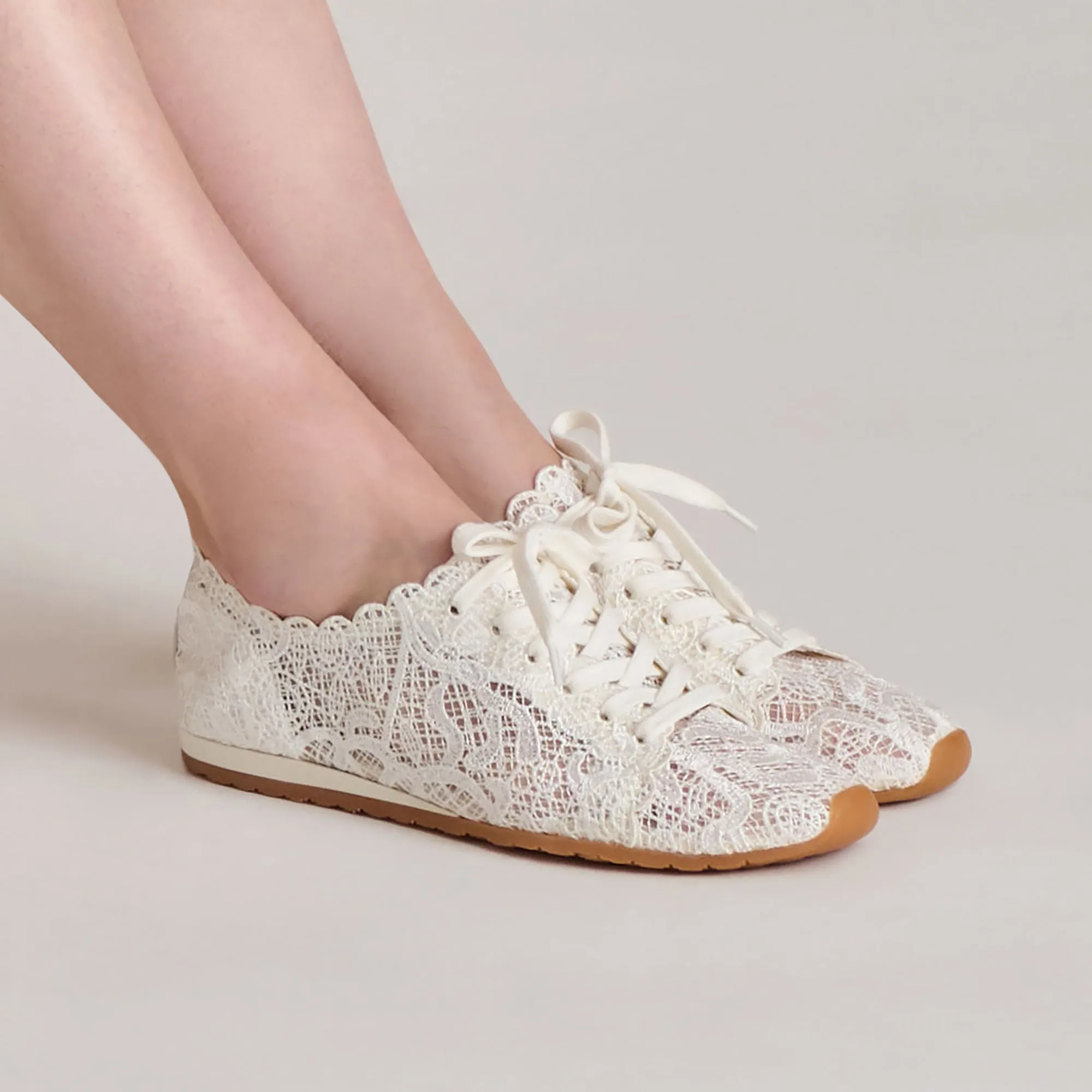 Heel Comfort Dynamic support DAYANA SNEAKERS TRUE WHITE LACE