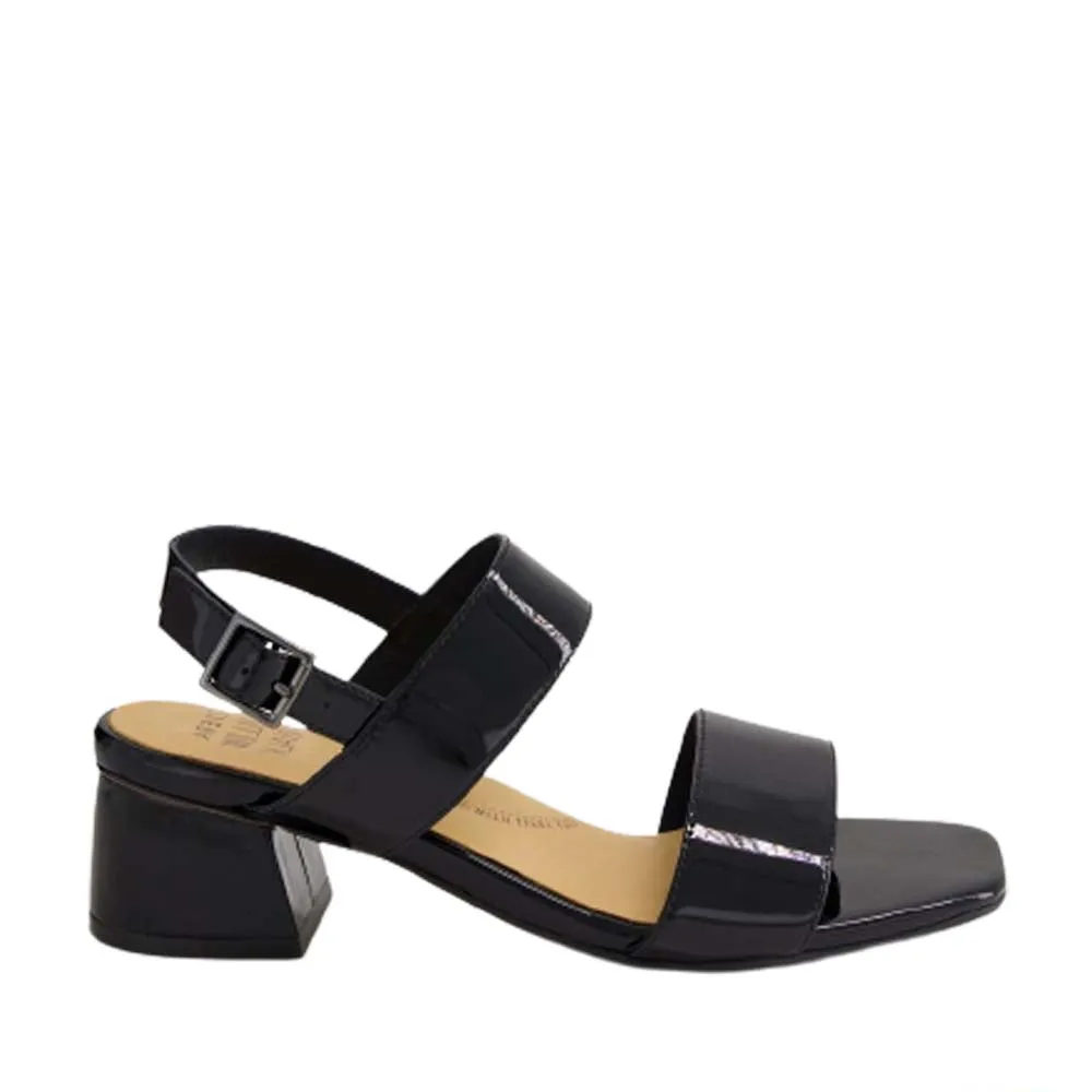 ZIERA CAITLAN BLACK PATENT Spring Bloom Padded Tongue