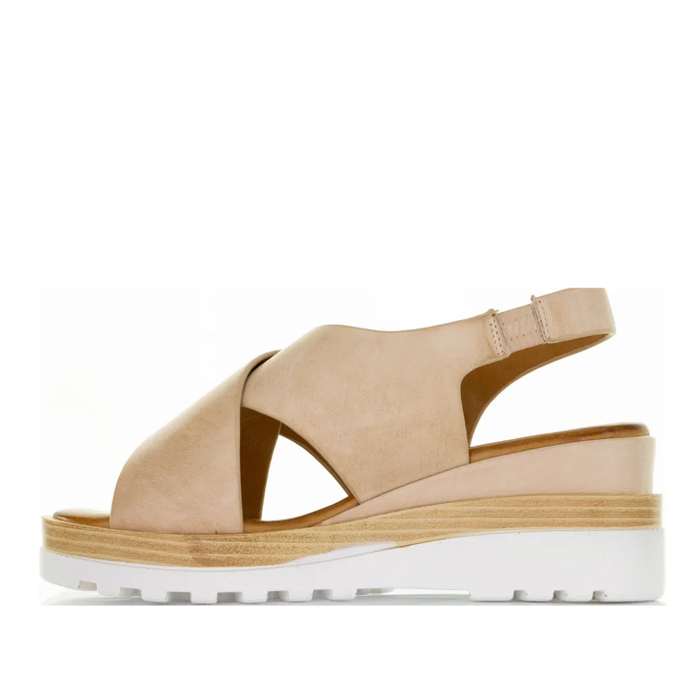 LE SANSA TRISHA BLUSH Fringe Swing