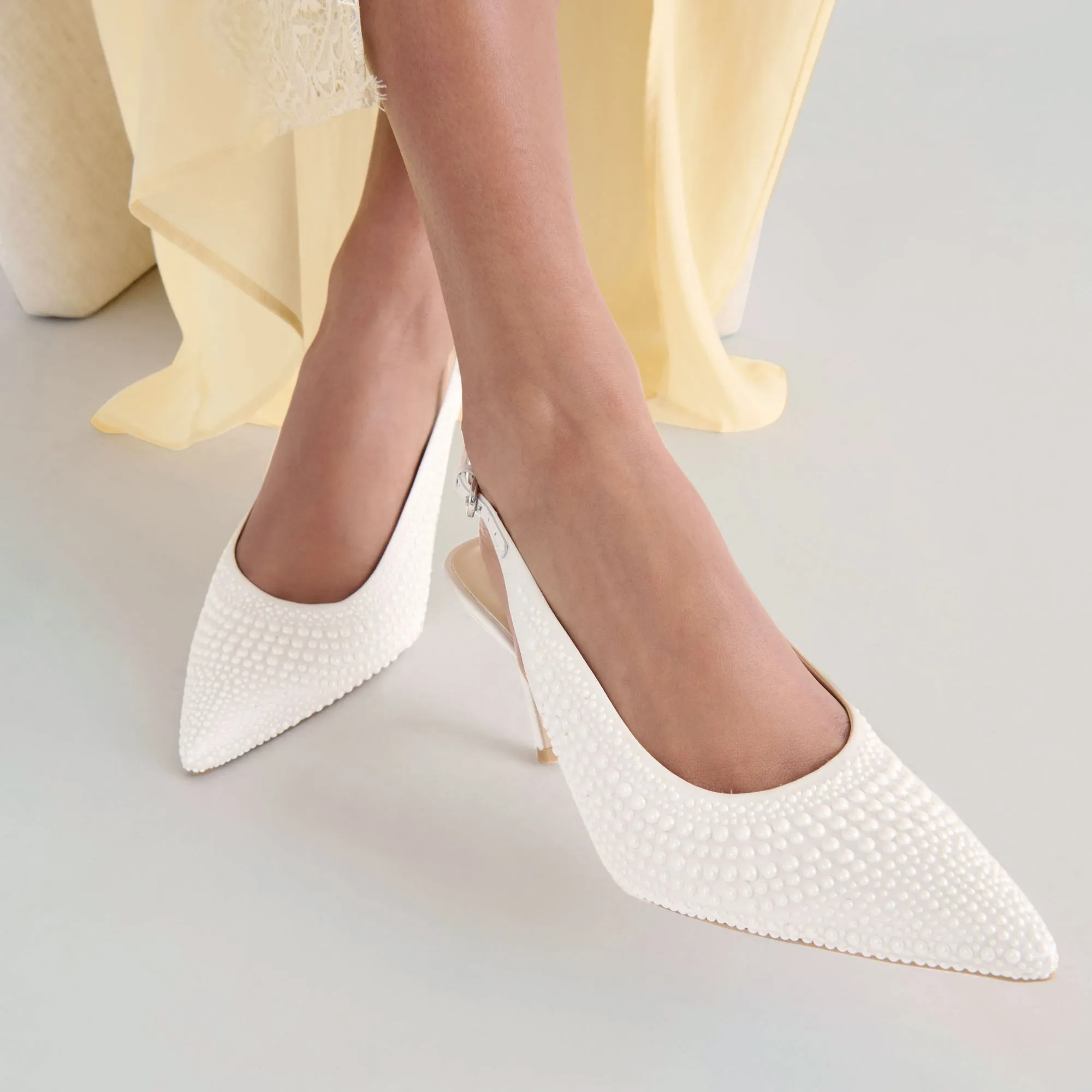 Comfortable Day Pumps ELASI PEARL HEELS TRUE WHITE SATIN