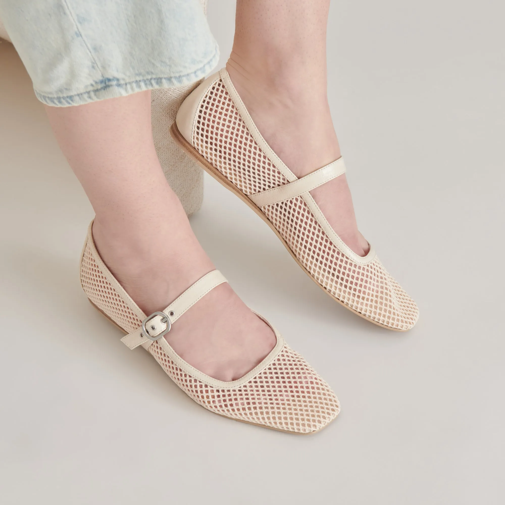 Model Look RODNI MESH BALLET FLATS CREME WOVEN MESH