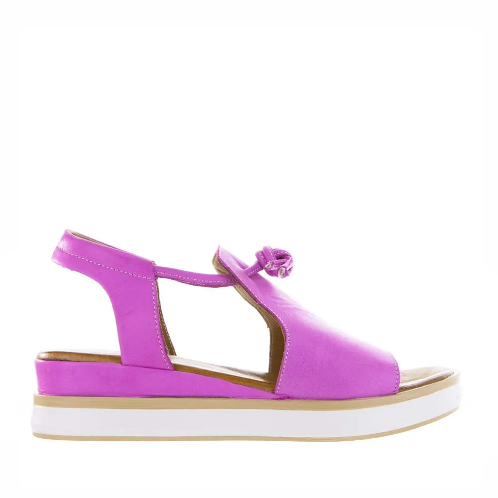 LE SANSA HIDE BEAD Easy Travel Everyday Outdoor Shoes