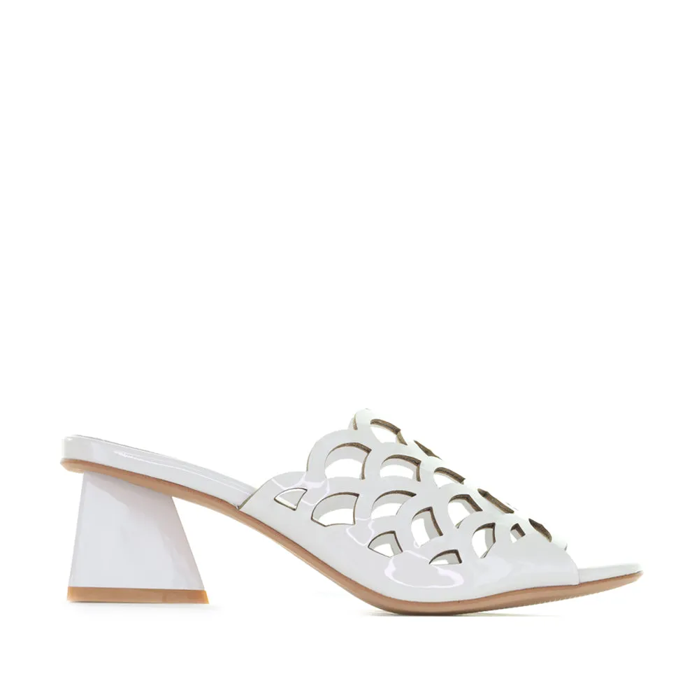 Street Ready DJANGO & JULIETTE ILESAT WHITE PATENT