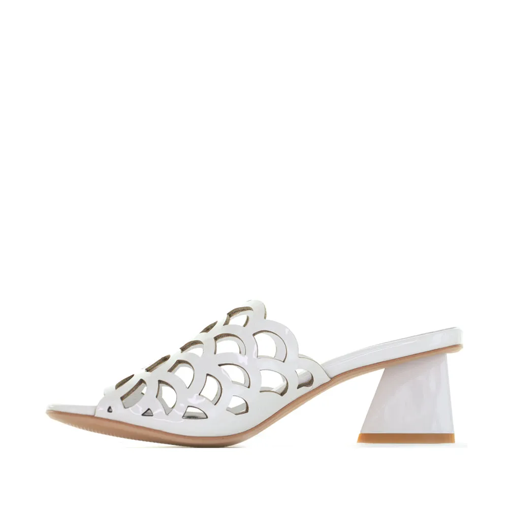DJANGO & JULIETTE ILESAT WHITE PATENT Open Toe Pumps