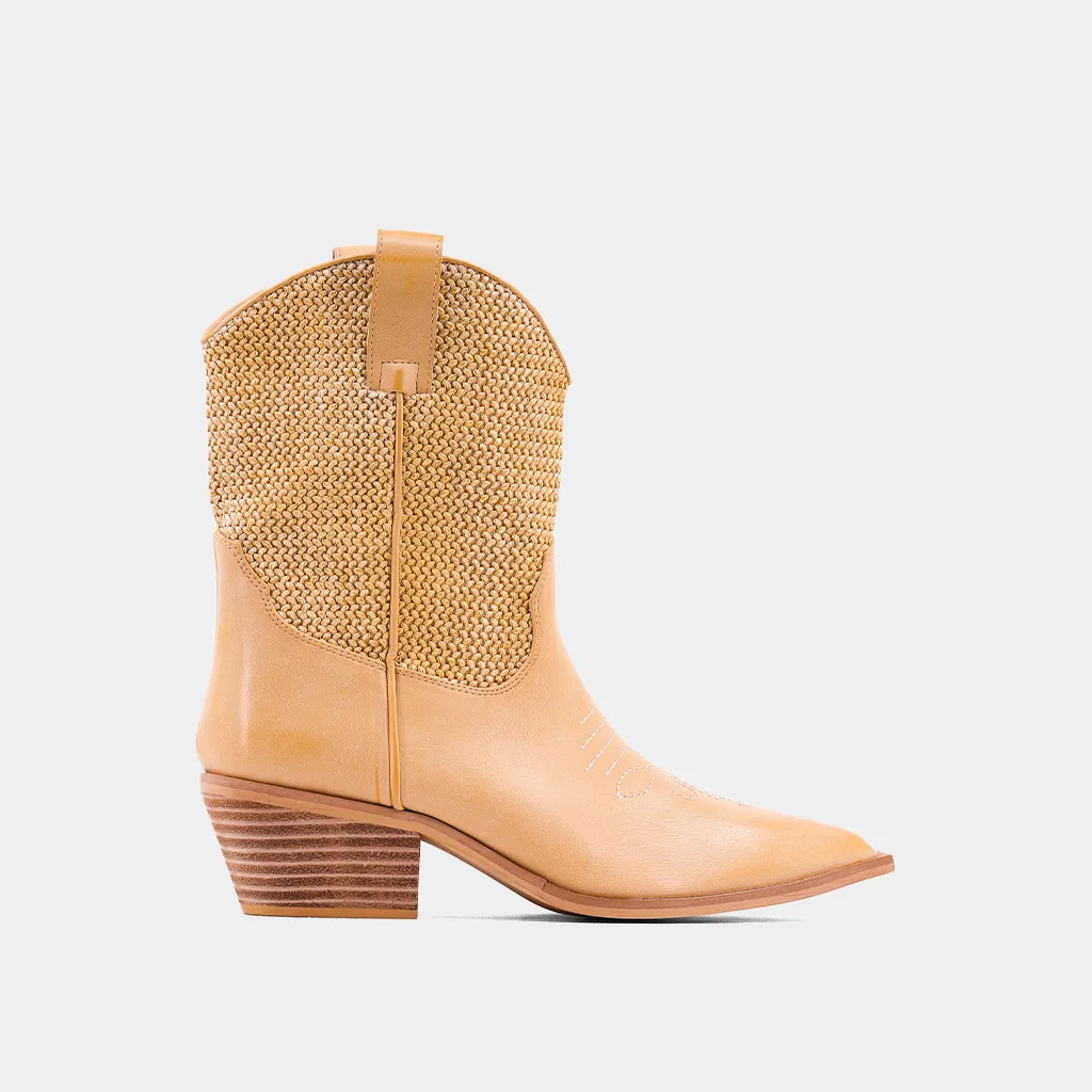 ZAHARA Ventilated Flexible Outsole