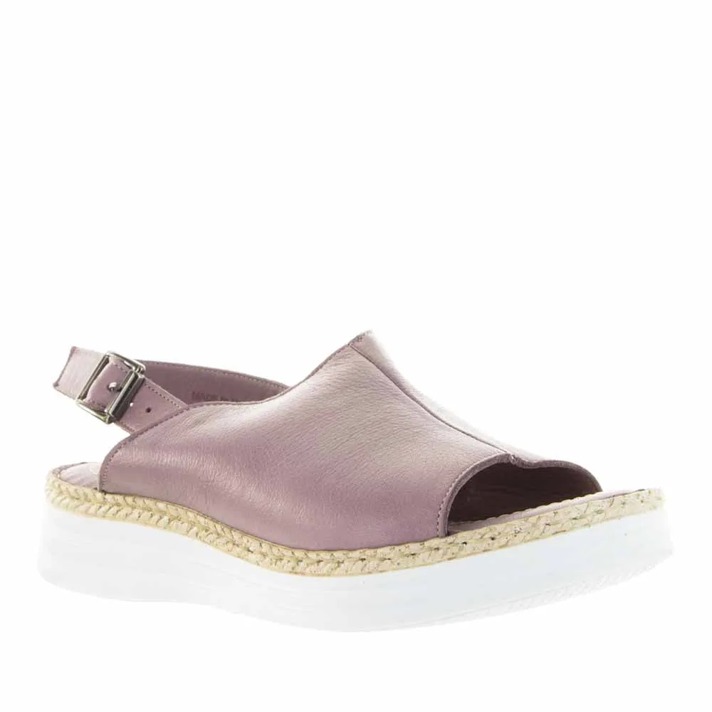 Standout Look Stylish Support LE SANSA HIKE BLUSH