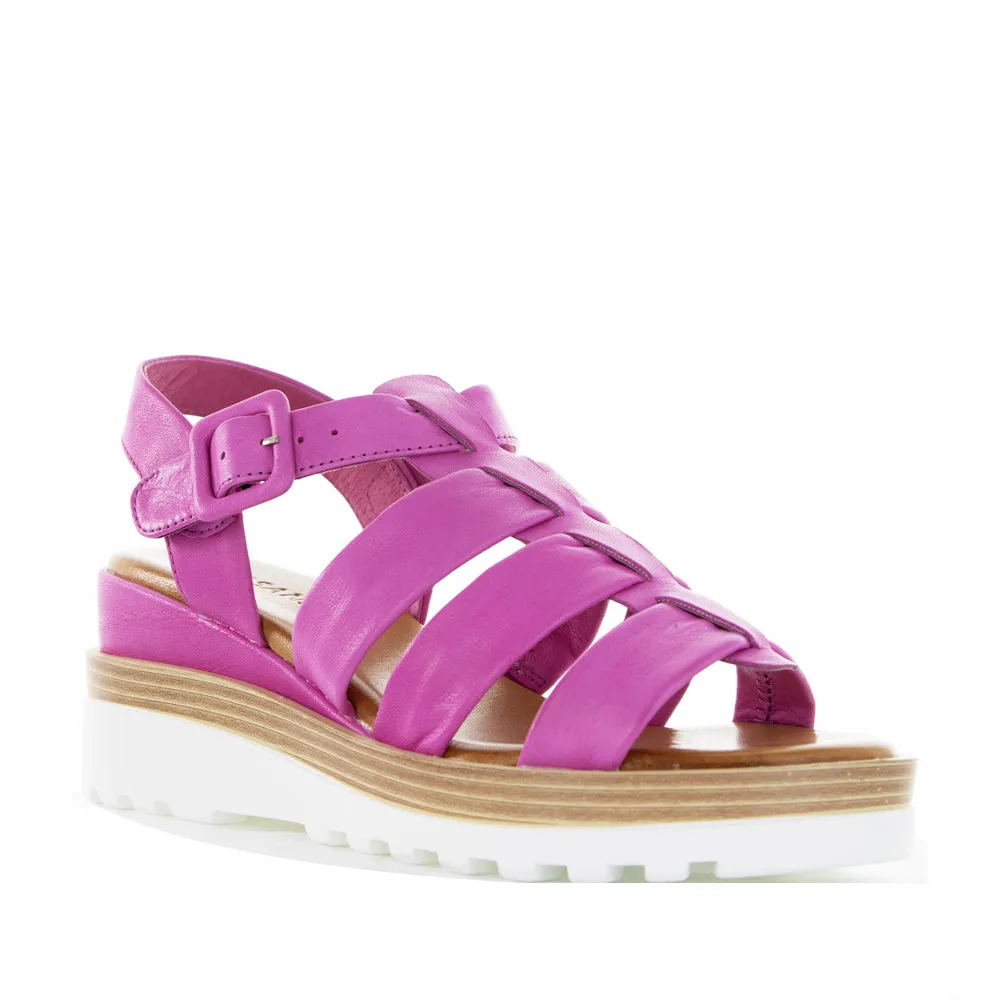 group trip LE SANSA TOAST HOT PINK