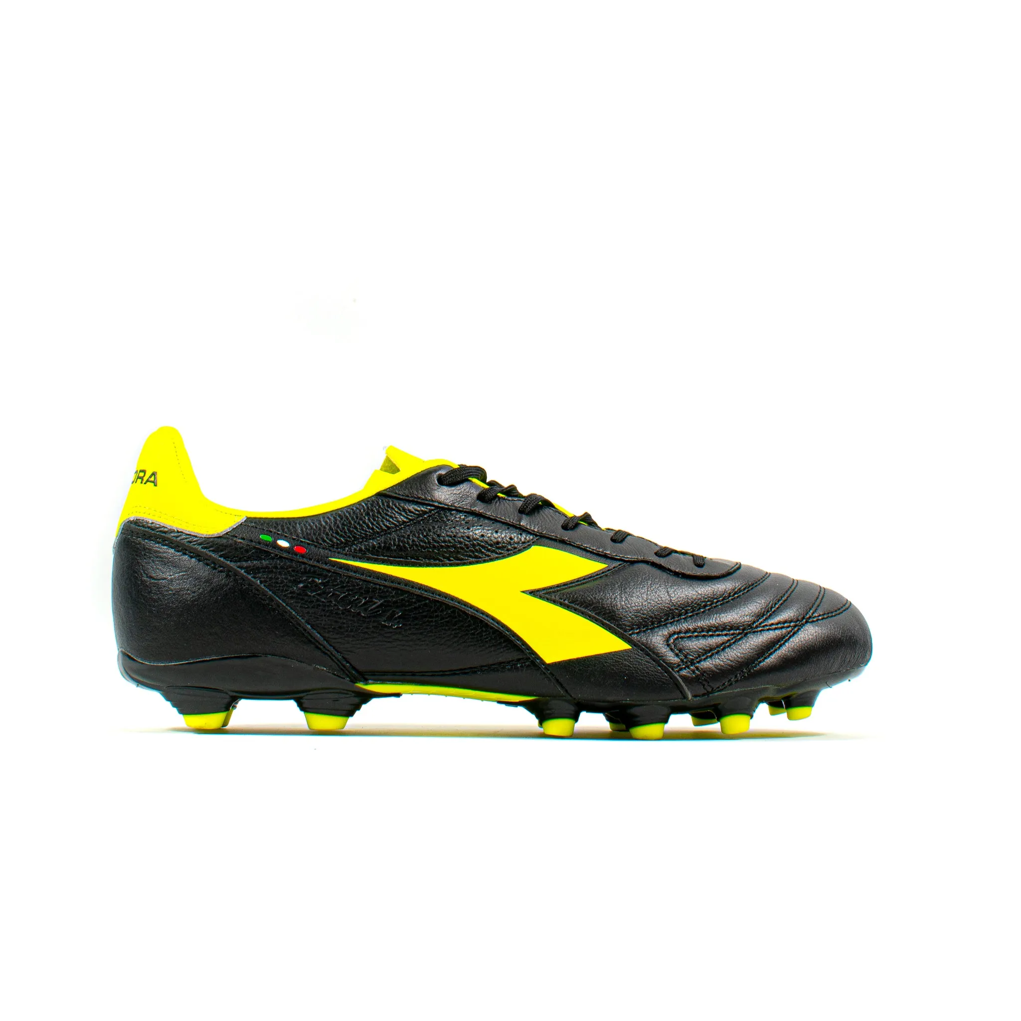 Diadora Brasil K Plus MG14 Black Yellow FG dancing - style