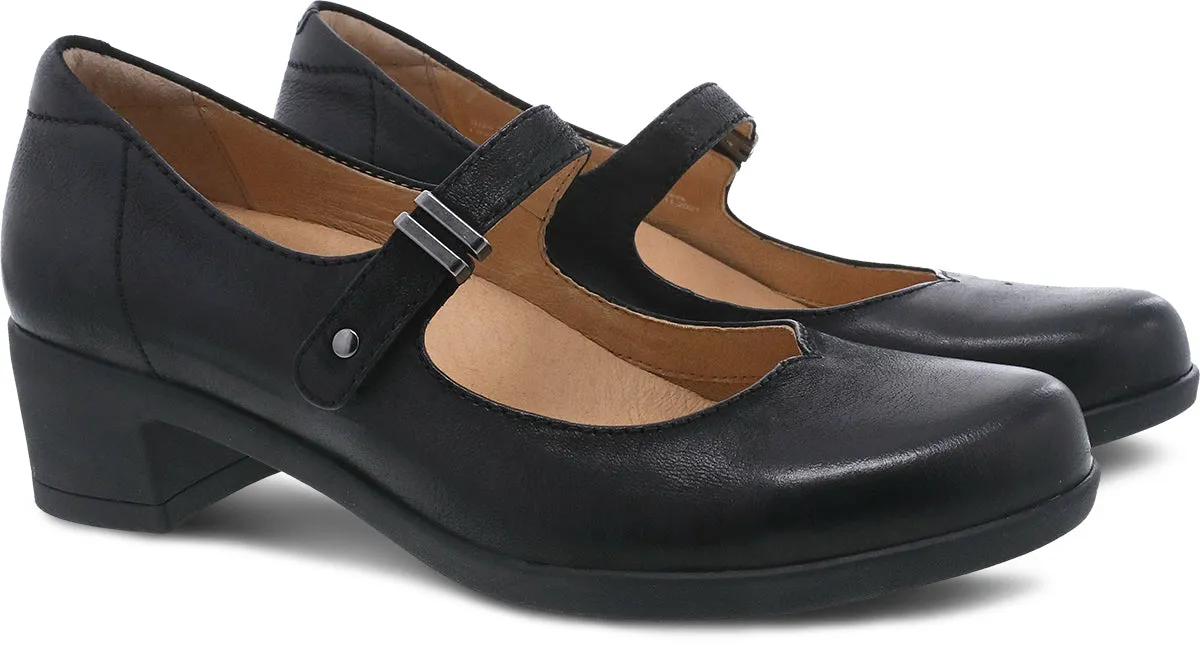 necessary hook - and - loop closure Dansko Callista