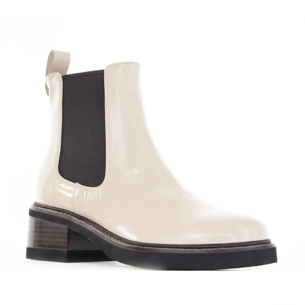 BRESLEY PATROL NUDE PATENT Fitted Traction