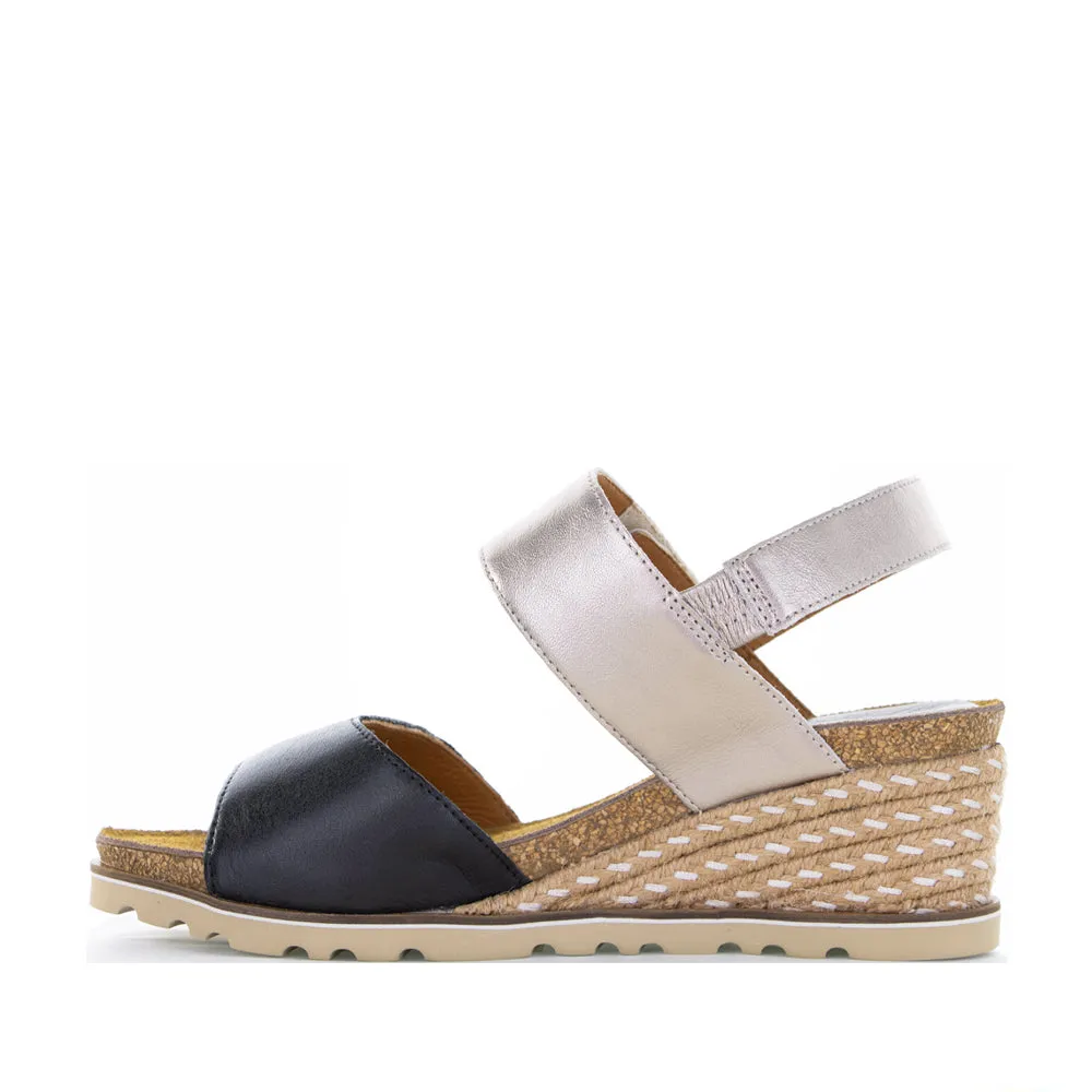 LE SANSA EVITA BLACK CHAMPAGNE Simple Entry