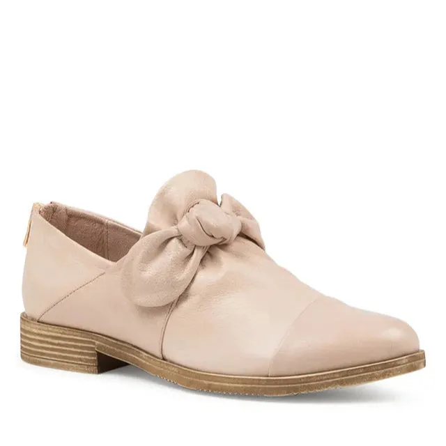 Daily Wear flexible shoes DJANGO & JULIETTE KYMANI PALE PINK LEATHER