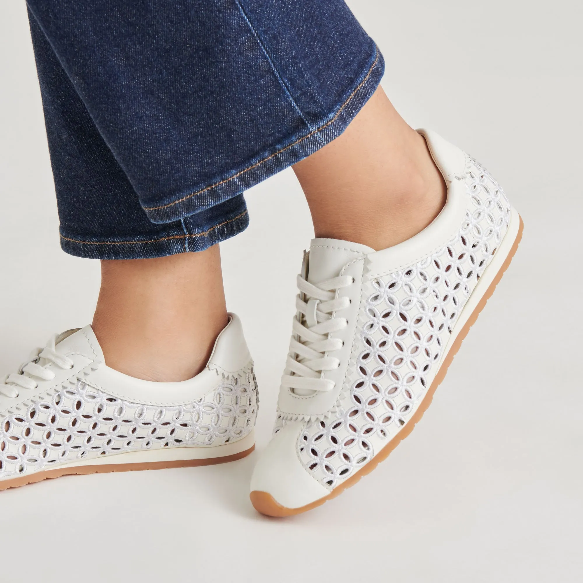 Flexible Support Supportive Heel DANIE EYELET PERF SNEAKERS TRUE WHITE LEATHER