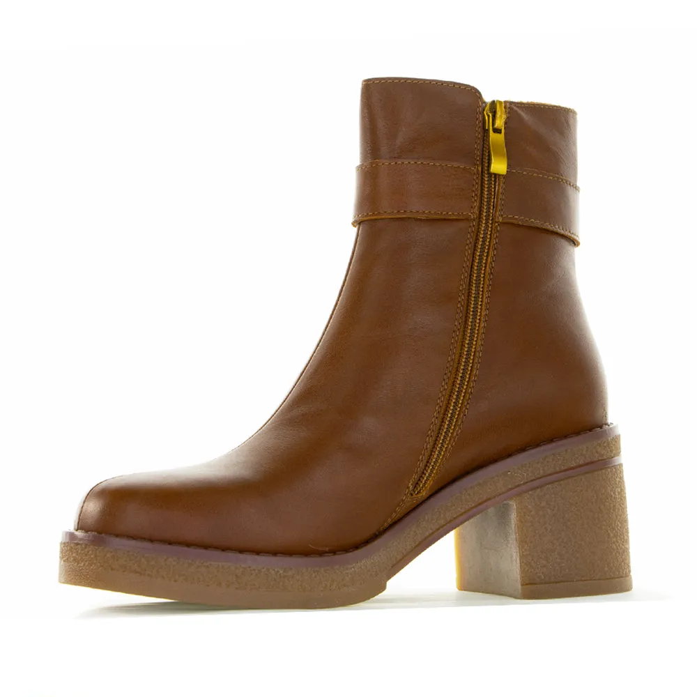 BRESLEY DARNIE TAN Strong Laces