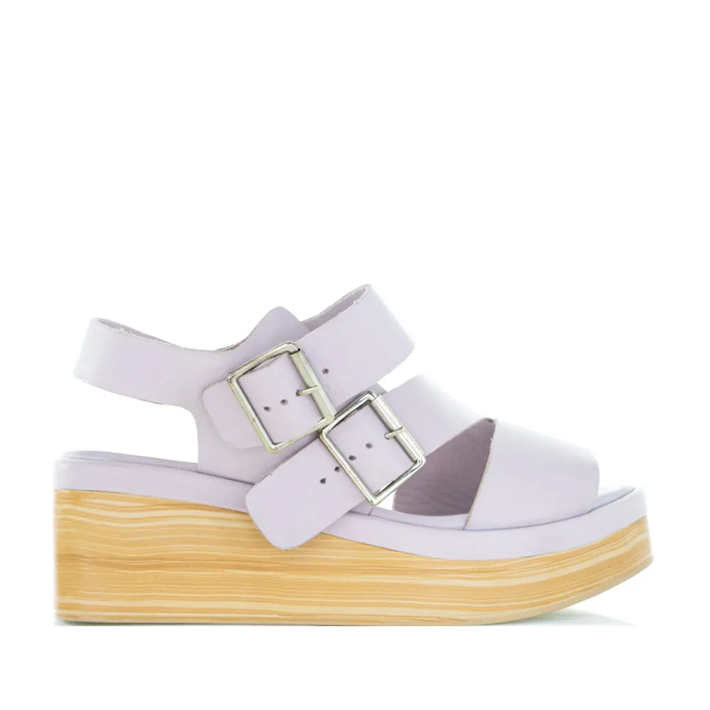 LE SANSA TRI LILAC Casual Walk