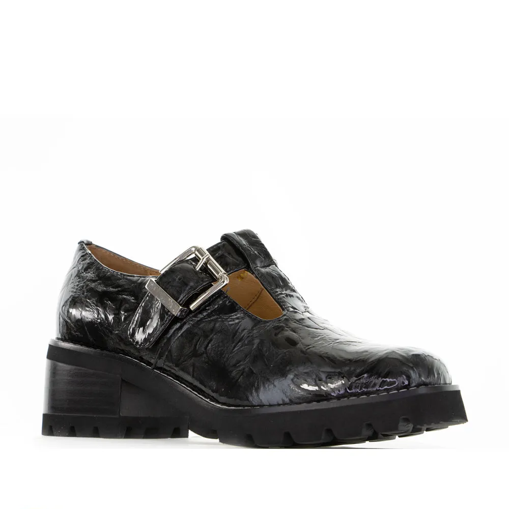 BRESLEY DERRY DUSKY PATENT Non-marking sole