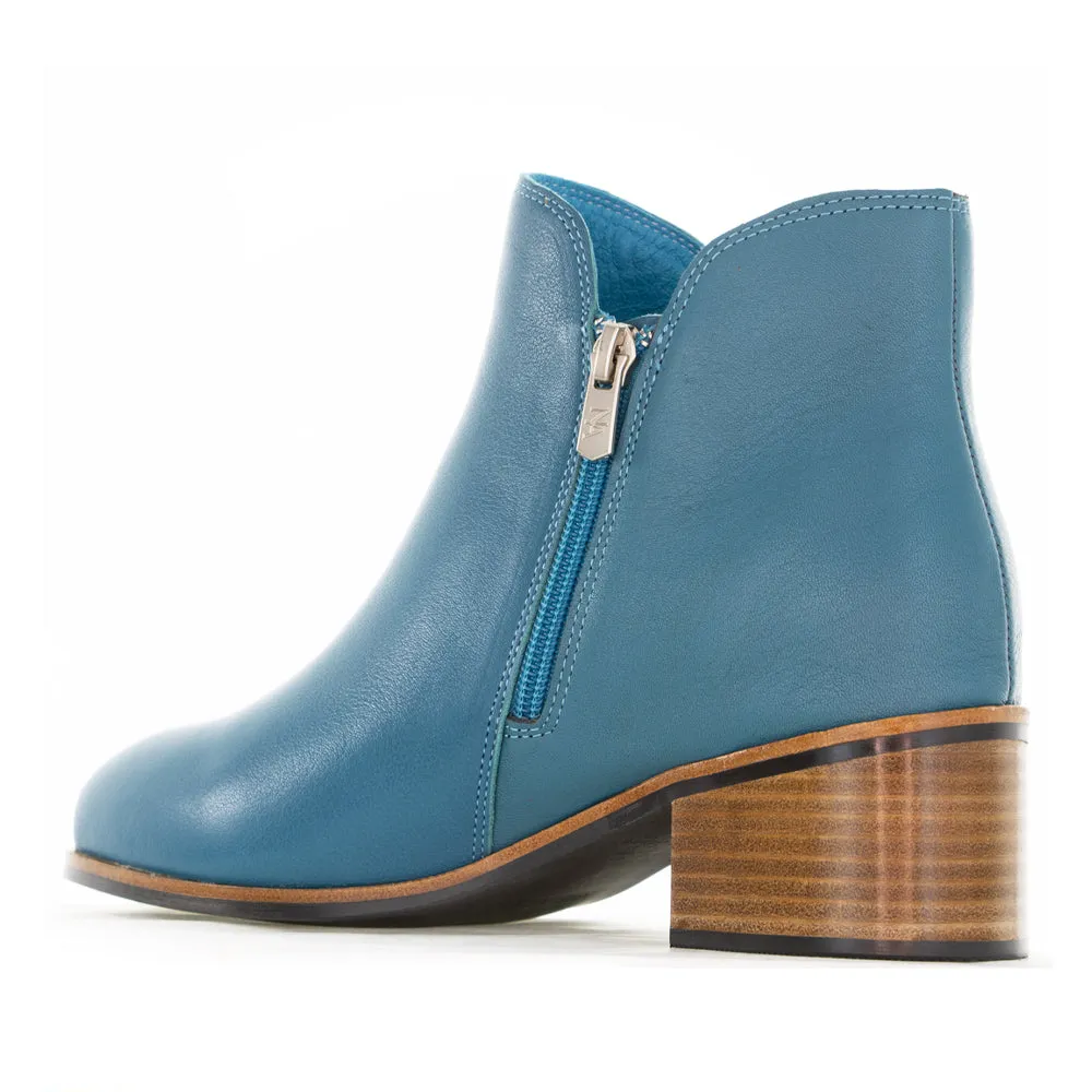 All-Weather Design. NAKED ARCHES OXLEY 2.0 TURQUOISE