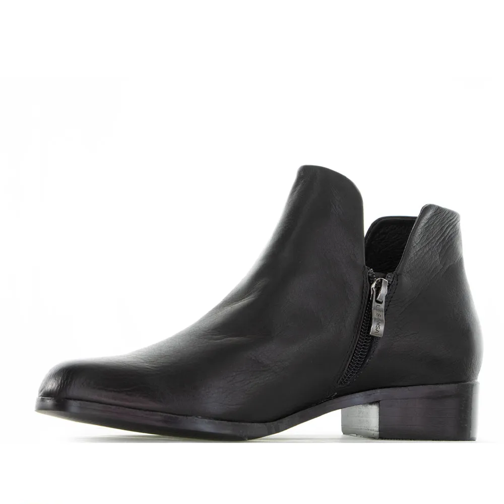 LE SANSA MARA BLACK Slim Style sporty - style