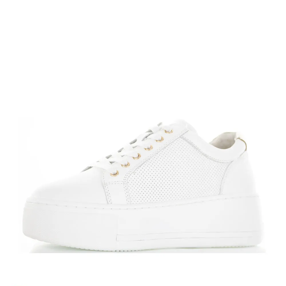Street Fit Slim Form ALFIE & EVIE FIZZLE WHITE