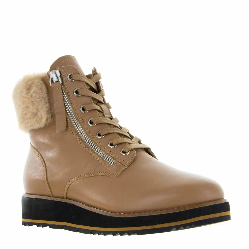 LE SANSA SNAP TAN Durable Synthetic Cushioned Midsole